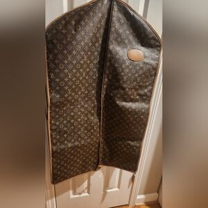 Vintage 1980's Louis Vuitton authentic hanging bag